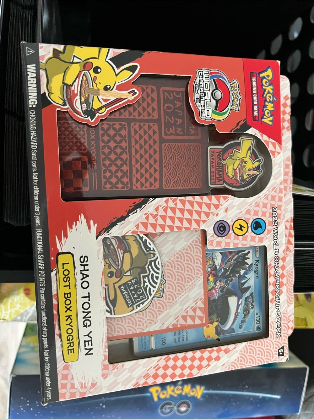 Pokemon Lost Box Kyogre Playset - Red & Yellow Accents